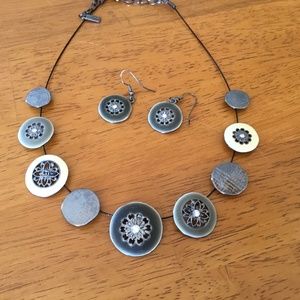 Black & Cream Colored Necklace/Earring Set
